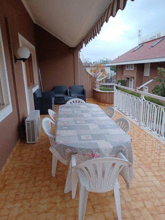 Viale Unita D'Italia Lägenhet Formia Exteriör bild