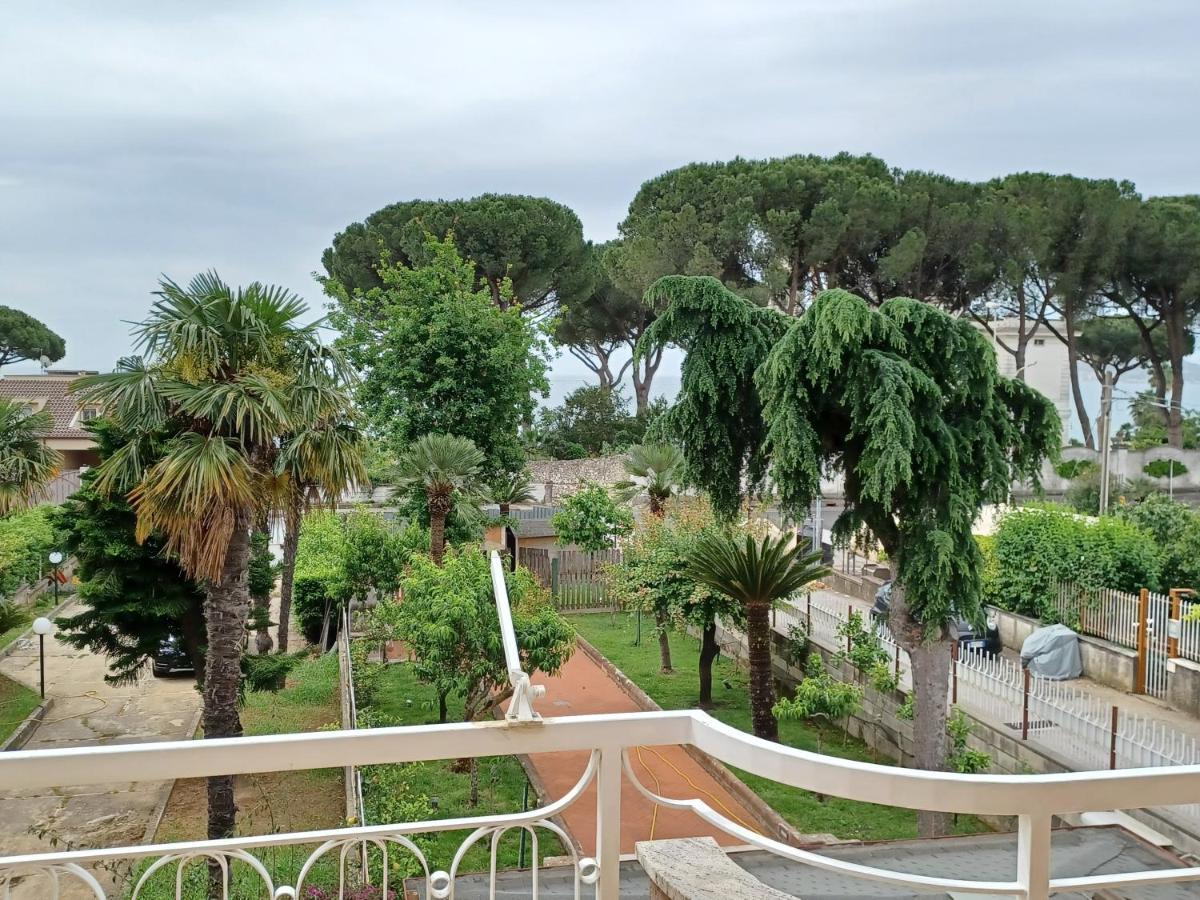 Viale Unita D'Italia Lägenhet Formia Exteriör bild